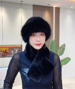 Suit Winter Scarf Mongolian Cap Plush Hat Women's Thickened - Image 5