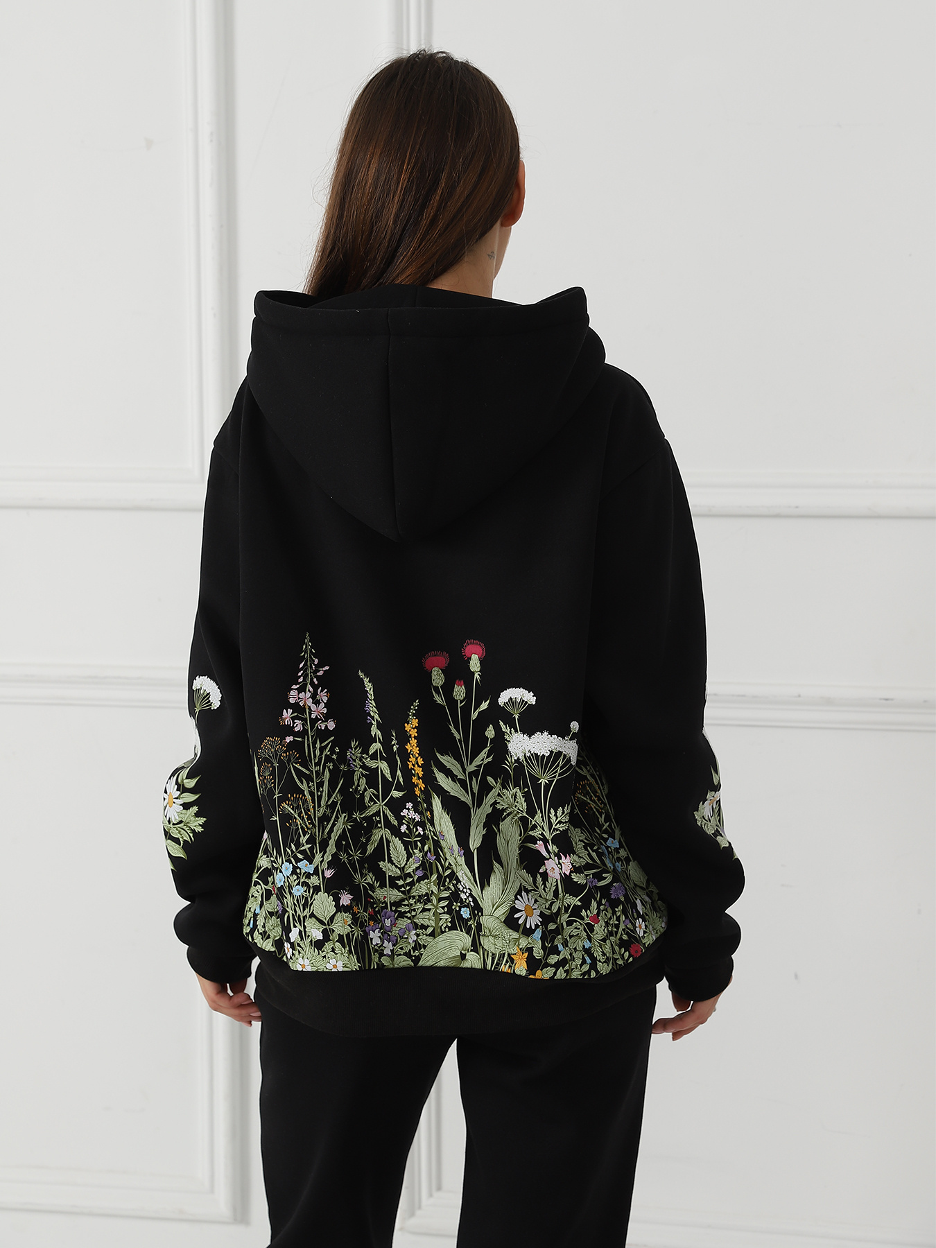 Women's Solid Color Floral Long Sleeved Sweatshirt - Image 10