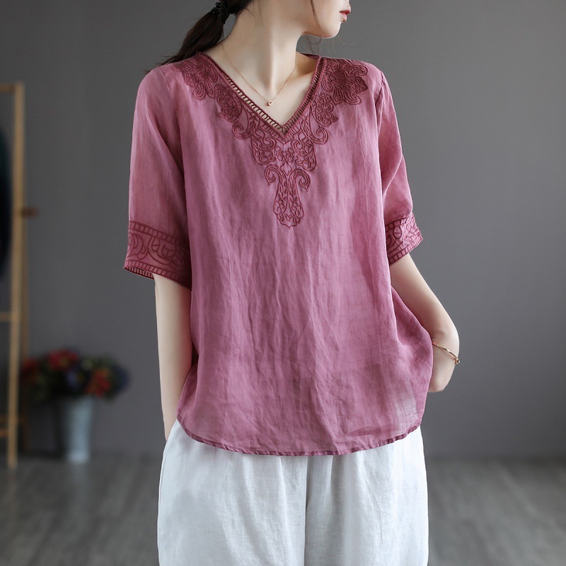 Women's Fashion Retro Cotton And Linen Embroidered V-neck Short-sleeved T-shirt - Image 4