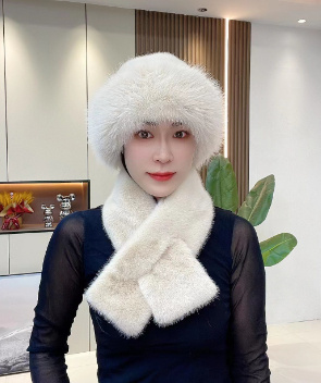 Suit Winter Scarf Mongolian Cap Plush Hat Women's Thickened - Image 9