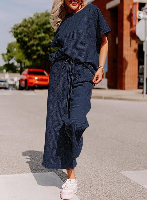 Solid Color Texture Casual Fashion Women's Wear Short-sleeved Trousers Two-piece Set - Image 7