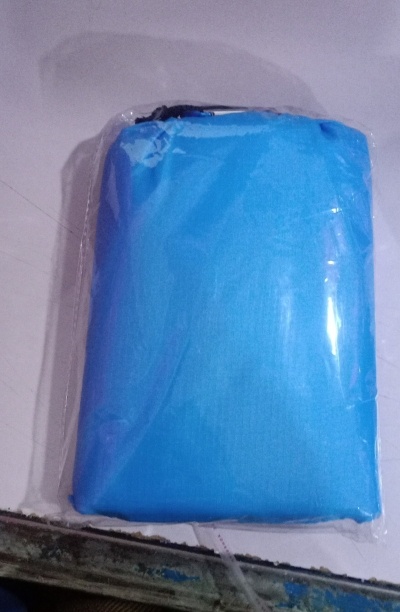 Portable Waterproof Picnic Mat Beach Mat Pocket Blanket - Image 10